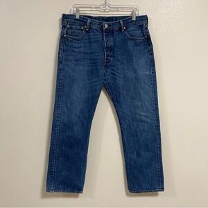 Levi’s Jeans Men’s Size 36 Medium Wash 501 button fly straight leg denim jeans